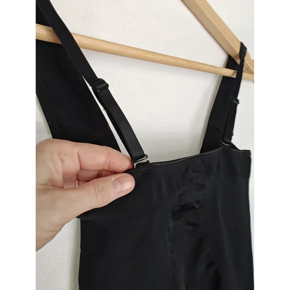Assets by‎ Spanx Black Full Body Slimming Bodysuit Tank Style Shorts Style XL